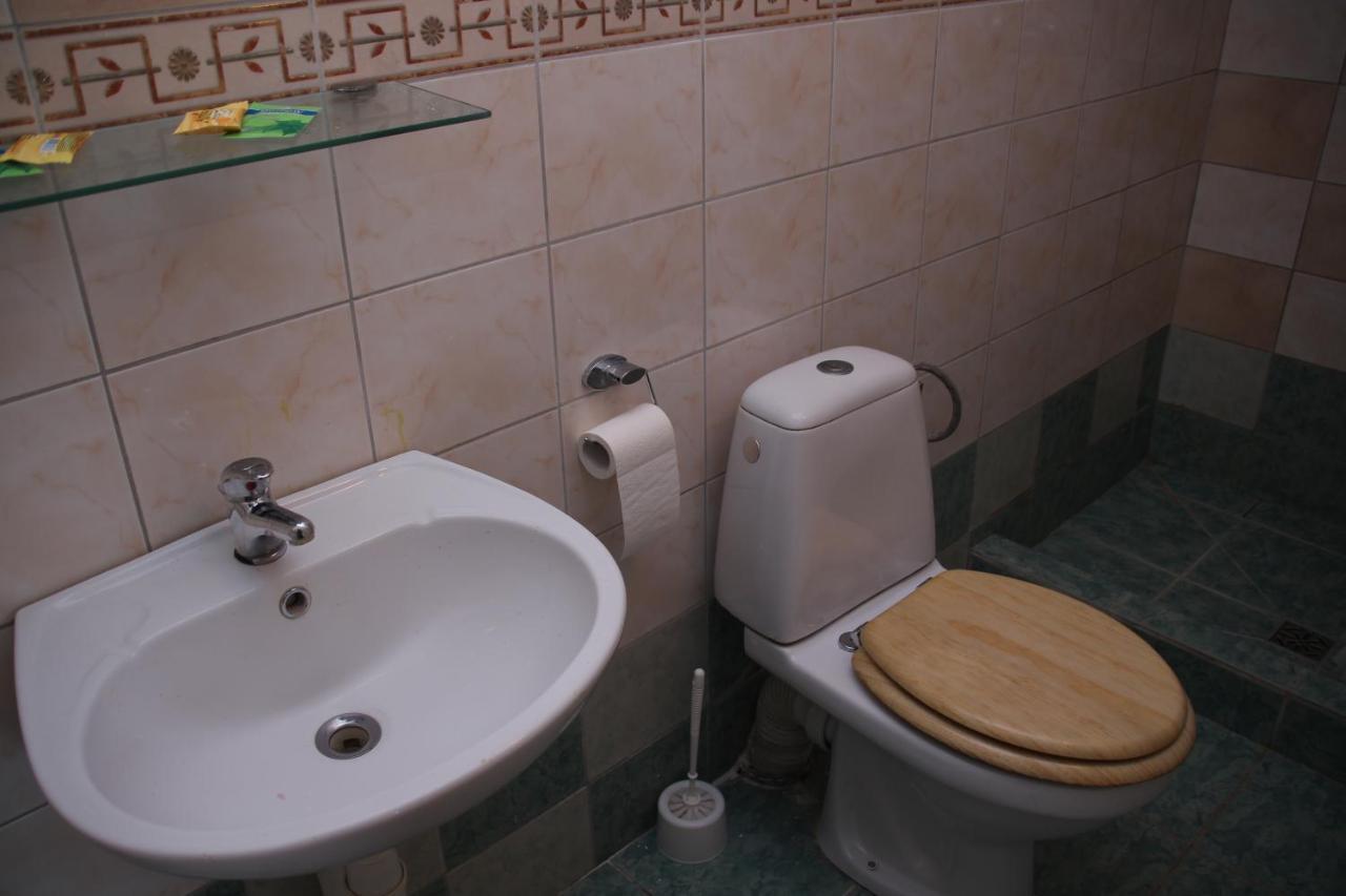 Zajazd Pod Kominkiem - Brzoza Kolo Torunia Exterior photo